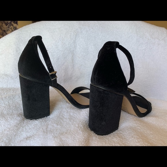 NWOT Black Block Heel - Picture 5 of 7